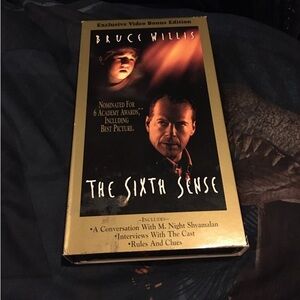The Sixth Sense Exclusive Video Bonus Edition (VHS) tested and working